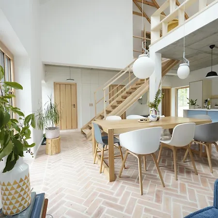Villa Sasny *